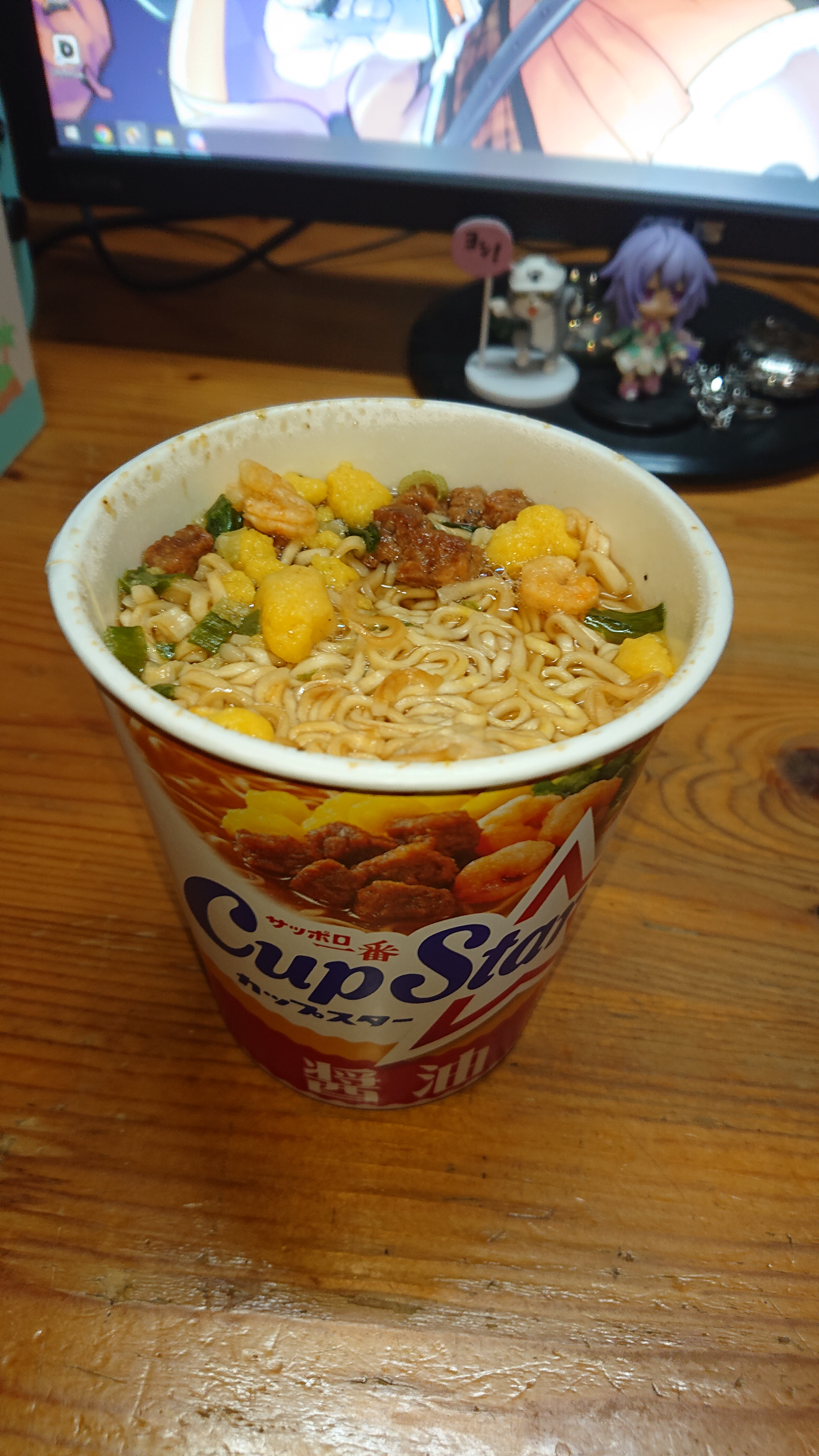 [亂吃]札幌一番 CupStar 醬油口味 - f86483891的創作 - 巴哈姆特