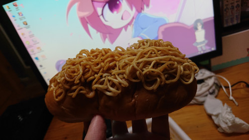 hnbW3.jpg