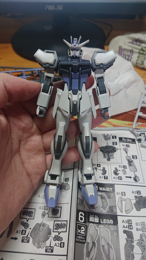 pKzO3.jpg