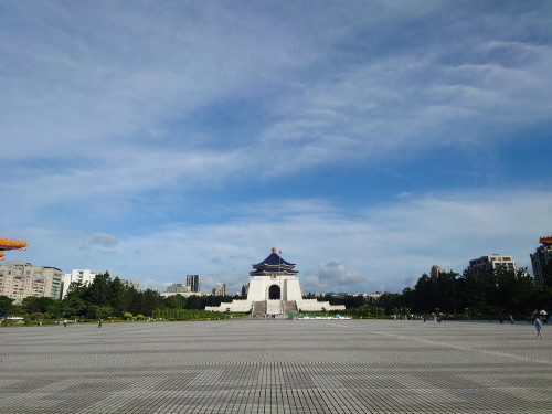 y1202.jpg