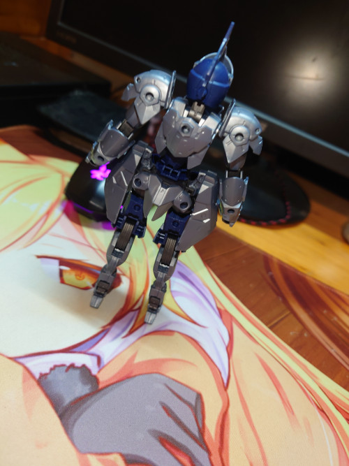 yJ7pu.jpg